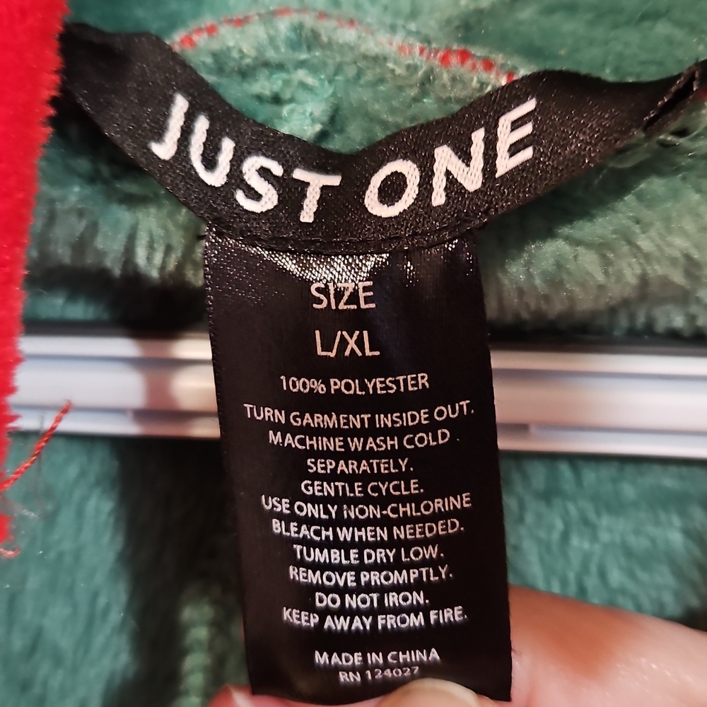 Elf One Piece Pjs - Picture 8 of 8